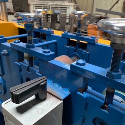 Pipe Twisting Machine C3