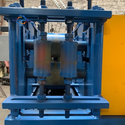 Pipe Twisting Machine C4