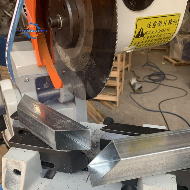 Manual circular saw B6