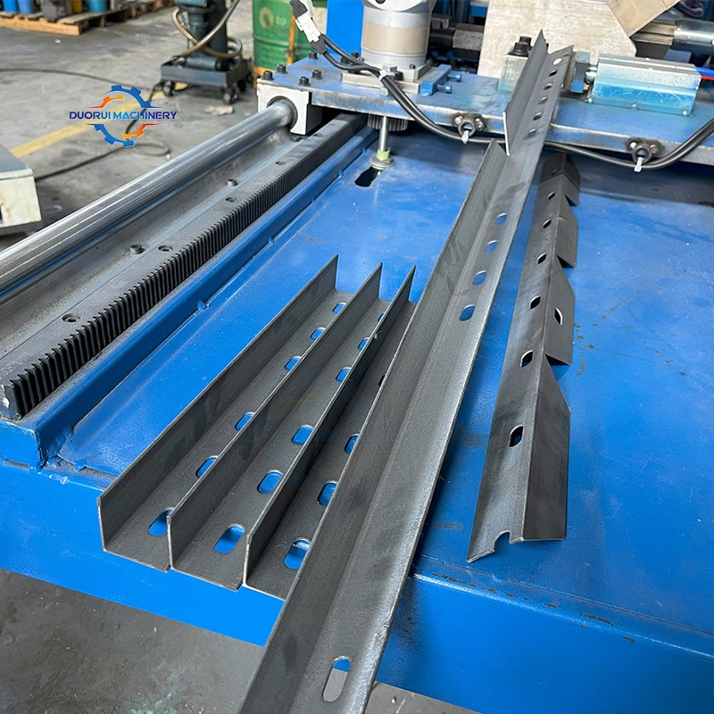 CNC Hydraulic Punching4